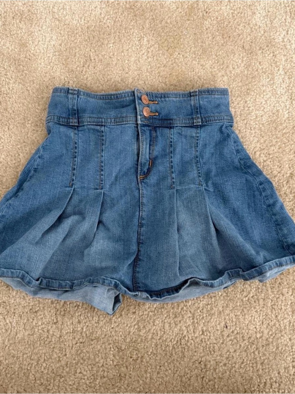 Abercrombie & Fitch Pleated High-Waist Denim Shorts - Blue